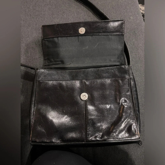 Vintage | Mantles  | Black Shoulder Bag With Organizer Front Pocket -B - Picture 9 of 10